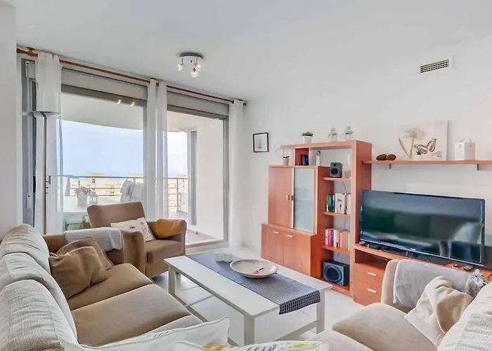 Apartment 132 - Charming With Sea Views, Fuengirola! Fuengirola