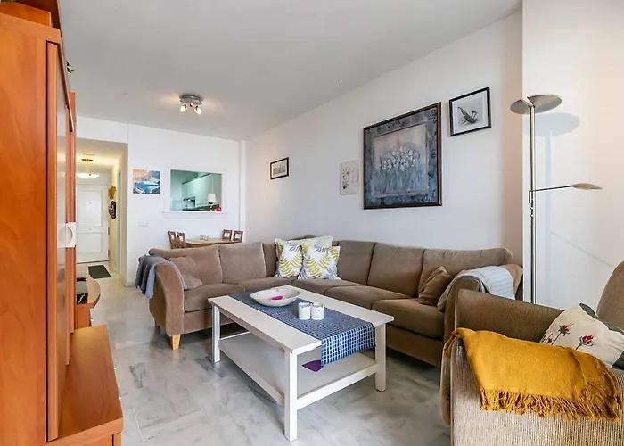 132 - Charming With Sea Views, Fuengirola! Apartment Fuengirola
