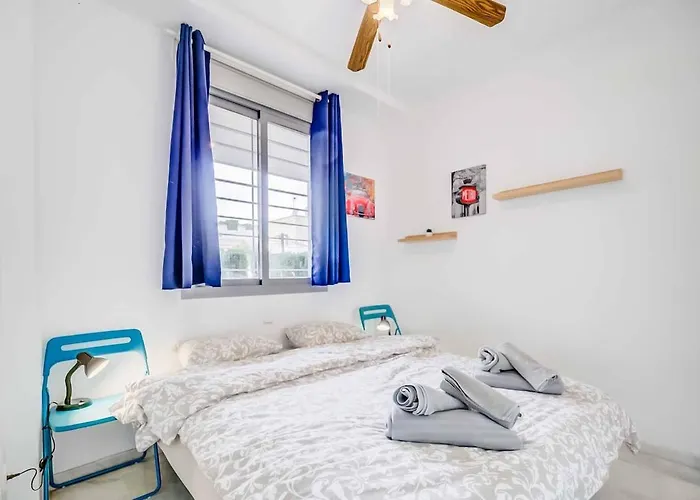 Apartment 132 - Charming With Sea Views, Fuengirola! *
