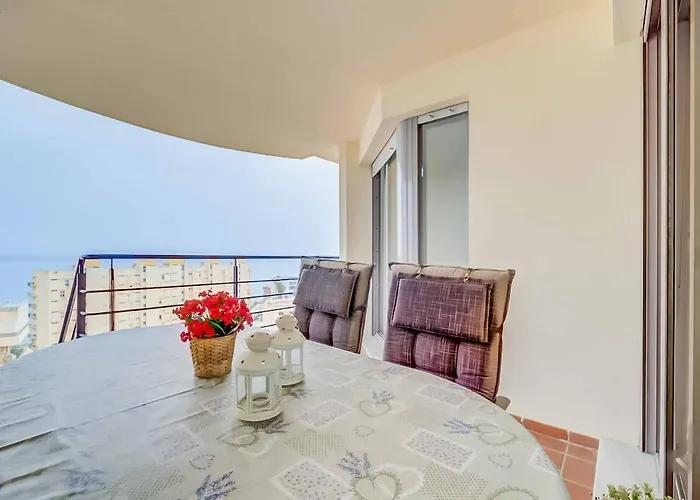 Apartment 132 - Charming With Sea Views, Fuengirola! *